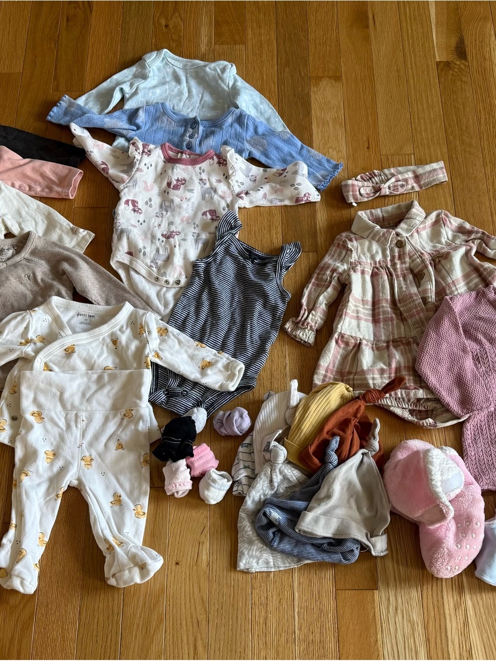 Assorted Baby Girls Clothing Bundle 0-3 months